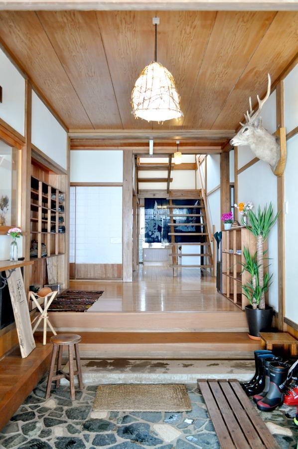 Guest House Takazuri-Kita Nanto Exterior photo